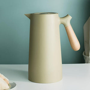 NordicTherm – Insulated Carafe with Wooden Handle for Stylish Enjoyment