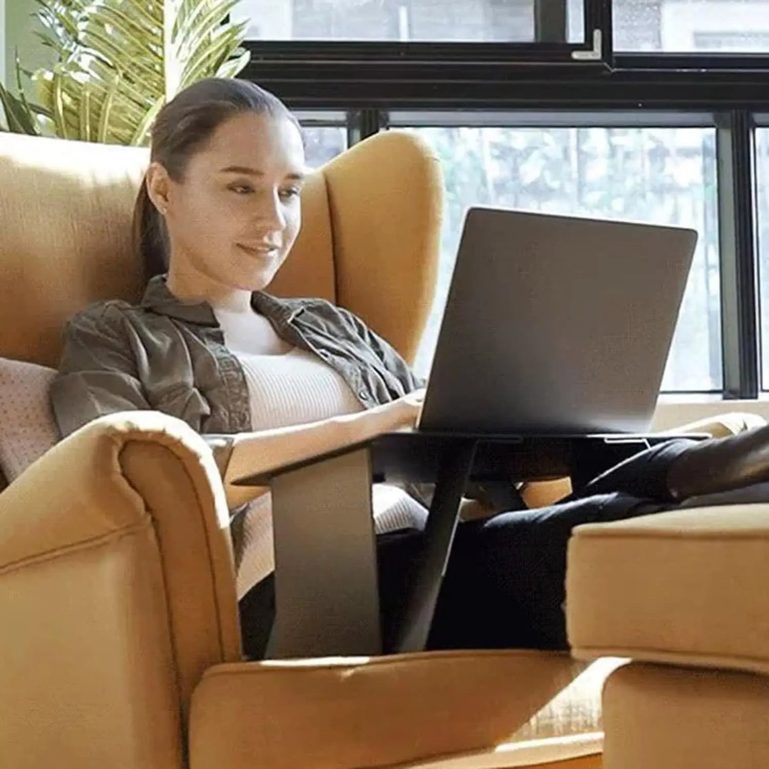 Paper-Thin Laptop Table - Portable & Lightweight Mini Table for Study and Reading