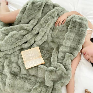 MiraFur Velvet Throw – Ultra-Soft Faux Rabbit Blanket