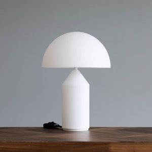 Geometric Modern Table Lamp – Italian-Inspired Minimalist Metal Light for Elegant Interiors