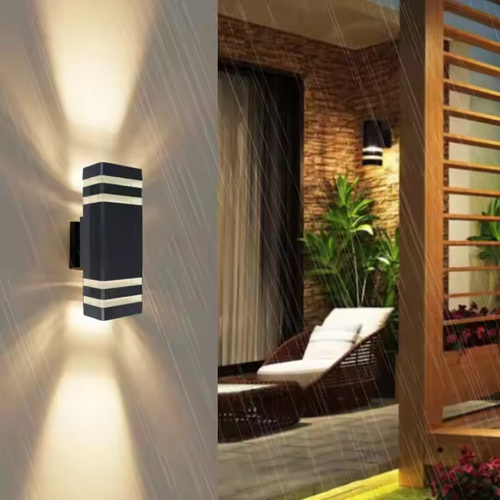 2-way Outdoor Wall Light