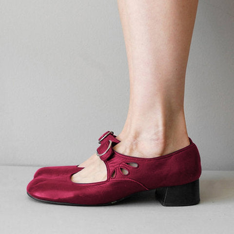 Beatrice | Vintage Shoes with a Rounded Toe