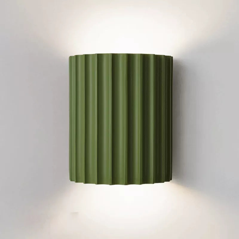 LumeSculpt – Modern Resin Wall Light