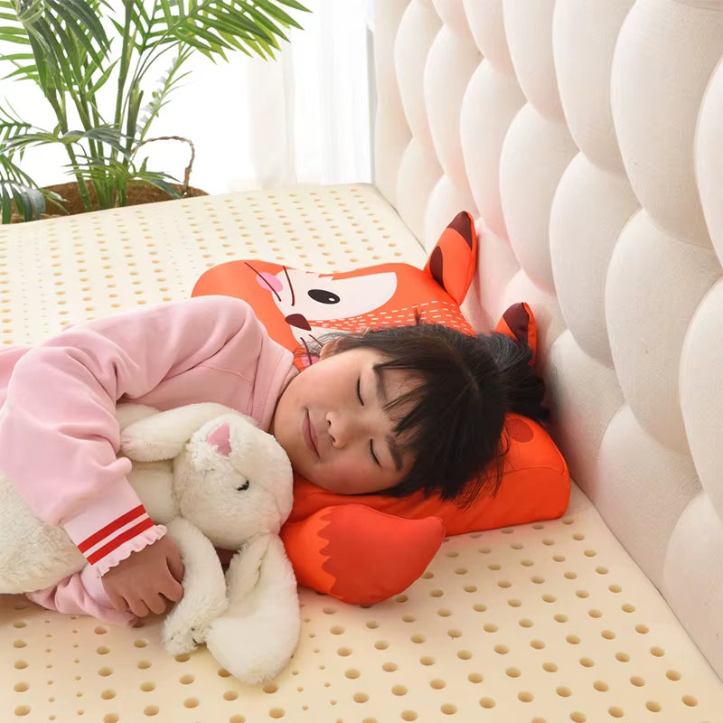 CuddlyPillow – Breathable Ergonomic Pillow for Kids | Neck Support & Healthy Sleep Alignment