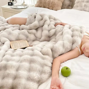 MiraFur Velvet Throw – Ultra-Soft Faux Rabbit Blanket