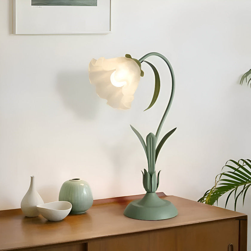 French Antique-Style Table Lamp – Decorative Flower Design Lamp for Bedroom & Living Room