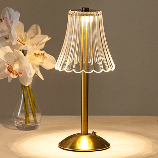 CrystalGlow – Luxury Table Lamp with Refined Crystal Elegance