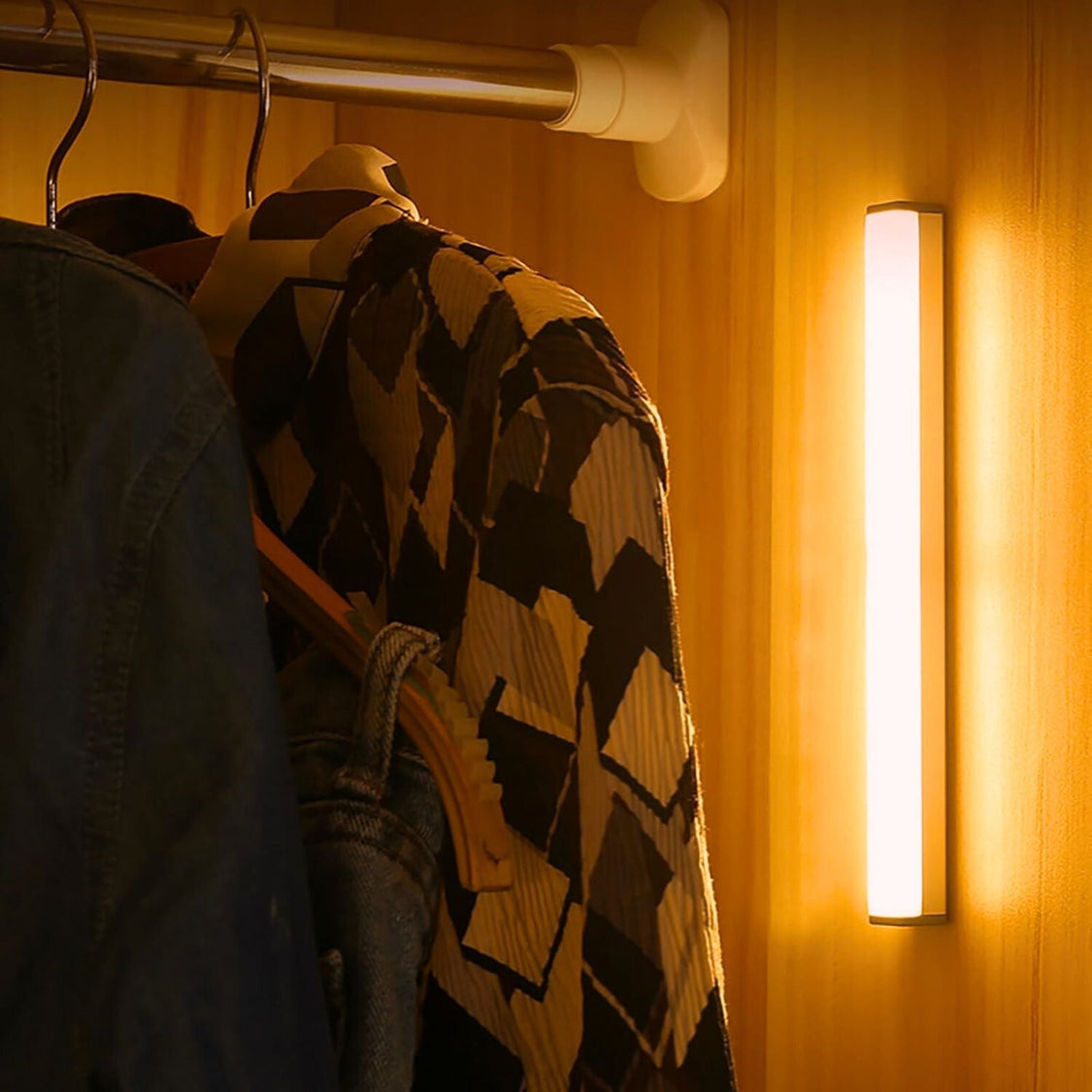 Rechargeable Motion Sensor LED Light
