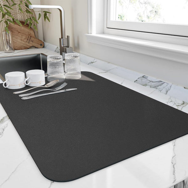 AeroDry – Luxe Quick-Drying Kitchen Mat with Superior Absorption