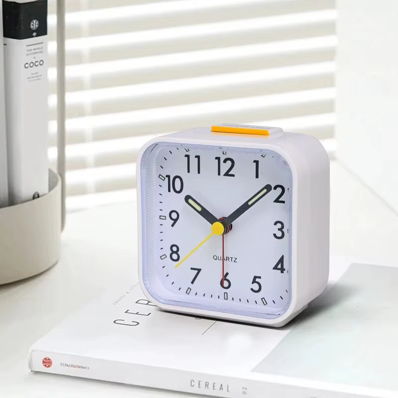 Silent & Peaceful Alarm Clock – Non-Ticking, Gentle Wake-Up Light, Snooze Function