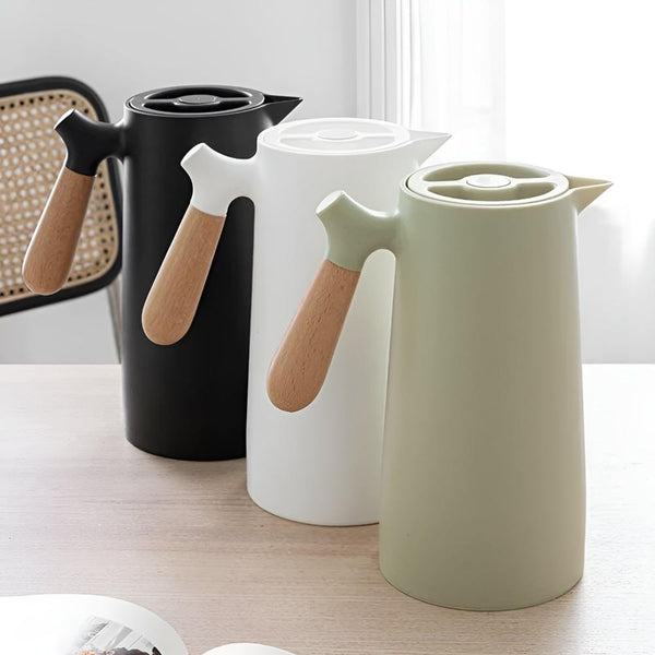 NordicTherm – Insulated Carafe with Wooden Handle for Stylish Enjoyment