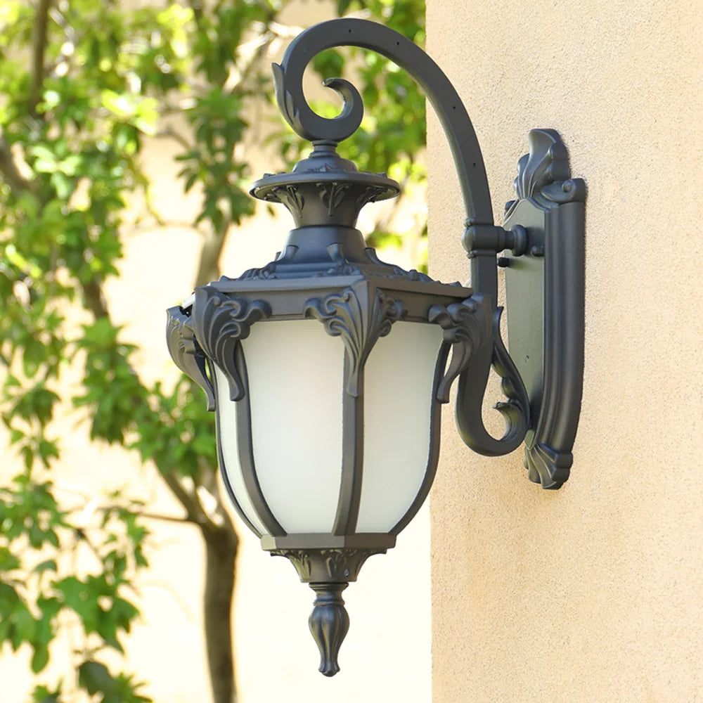 Victorian Outdoor Wall Light | Cast Iron Lantern Design