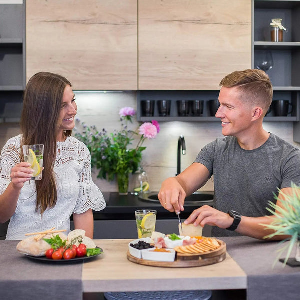 LuxeServe – Elegant Cheese Board and Knife Set for Festive Presentations