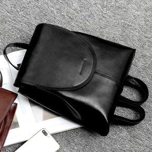 LuxeLeather – Trendy Leather Backpack for Women | Stylish, Versatile & Sustainable Design