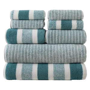 VeluSoft – Luxe 8-Piece Bath Towel Set of Soft Coral Fleece for Ultimate Comfort