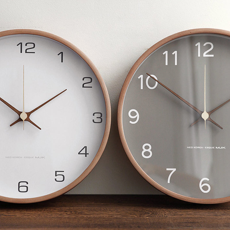 TimberGlow – Luxury Wall Clock made of Wood and Glass with Minimalist Design for a Timeless Look