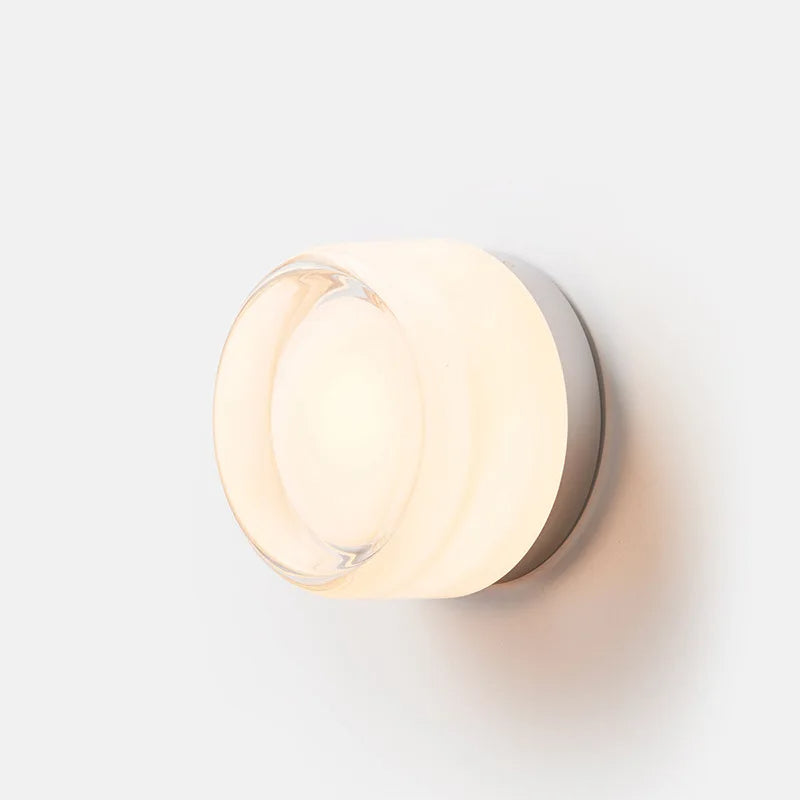 Modern wall light Elegant curved design metal and glass wall sconce